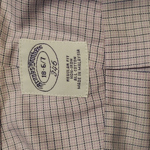 Button down - Picture 3 of 4